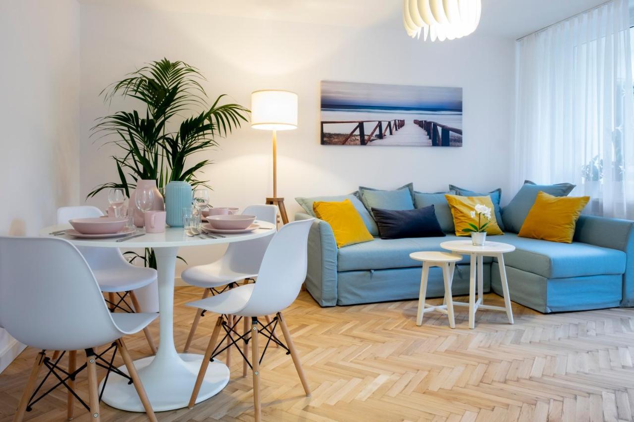 Cristine Apartment Warschau Buitenkant foto